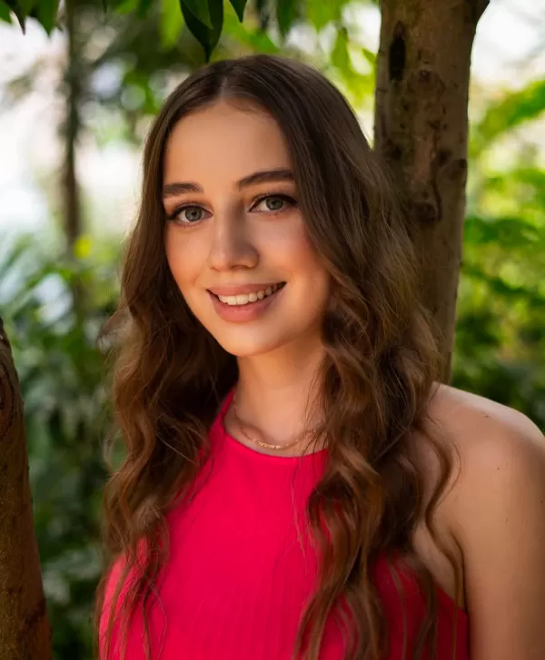 Уля Евтушенко